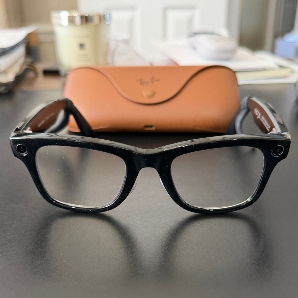 Ray Ban/Meta Smart Glasses